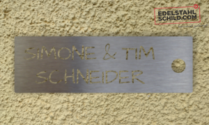 Namensschild mit Klingel