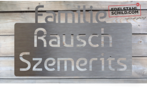 Türschild mit Hintergrund